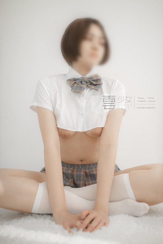 [图包]雲少女 – 写.II (43P/77M)